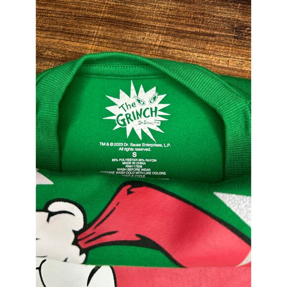 THE GRINCH-DR SEUSS Girl’s 2 piece Sweatsuit / Size: Small - Picture 3 of 13